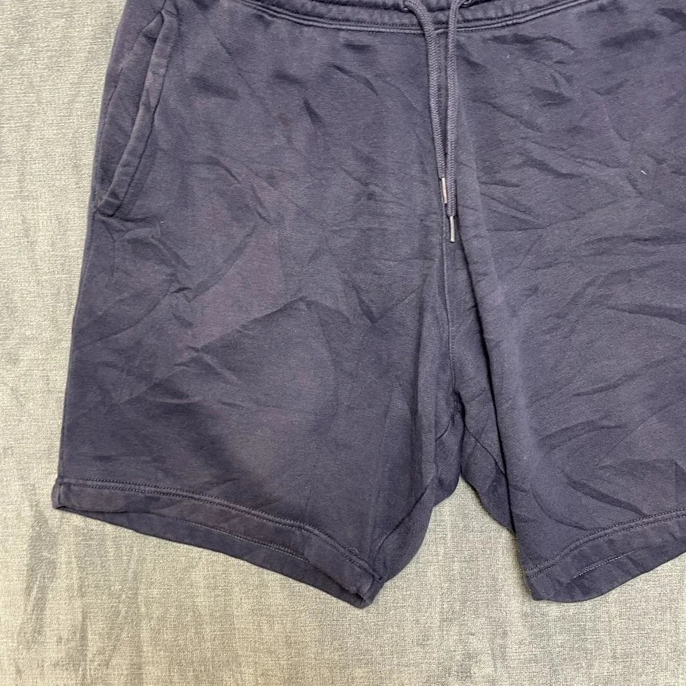 Levi's Sweat Shorts Mens Medium Navy Blue Logo Fleece Lined Flat Front Mid Rise